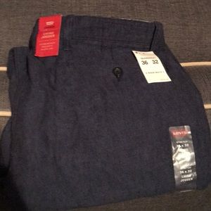 Levi’s chino jogger. NWT!